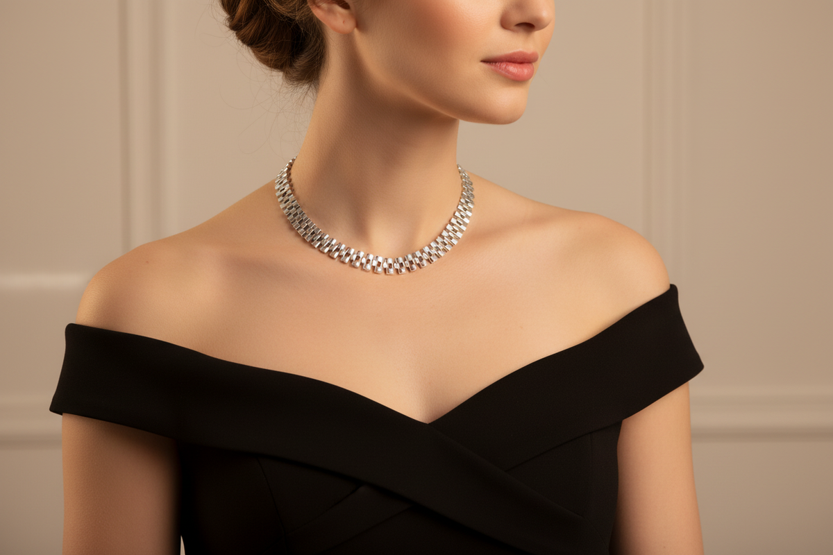 White Rolex-Link Necklace 18" Slim on Model