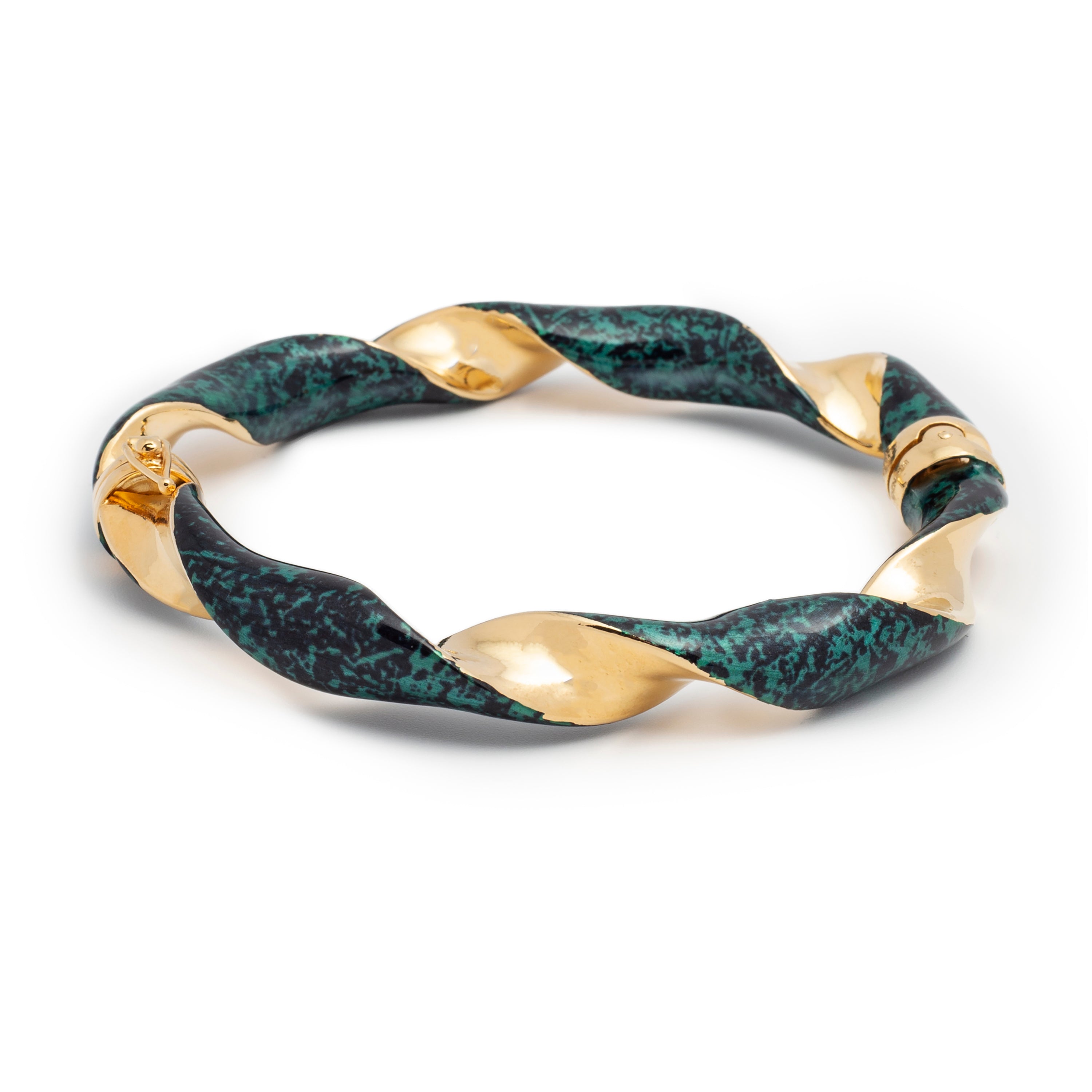 A chic bracelet featuring a twisted design that combines a shiny gold-tone metal with a deep green and black marbled pattern. The bracelet highlights a striking contrast between the smooth, reflective gold and the textured, colorful material, making it an elegant accessory.
